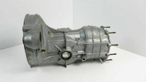 Porsche 911-912 Getriebe - Getriebegehäuse Getriebeglocke 1968 90130110102 – Bild 6