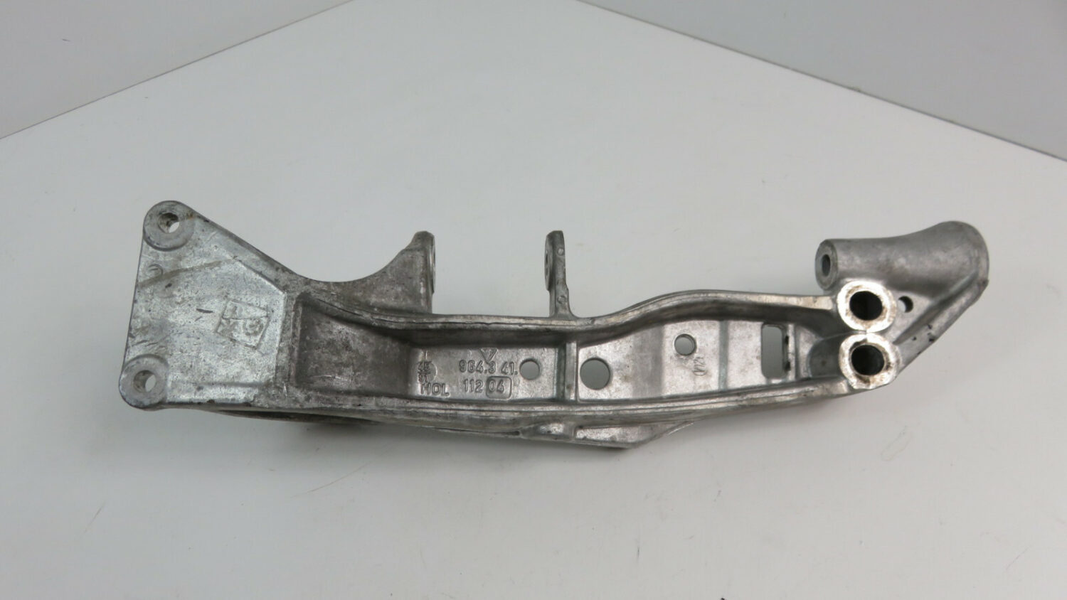 Porsche 911 964 Längsträger RECHTS Vorderachse 96434111220 – Bild 8