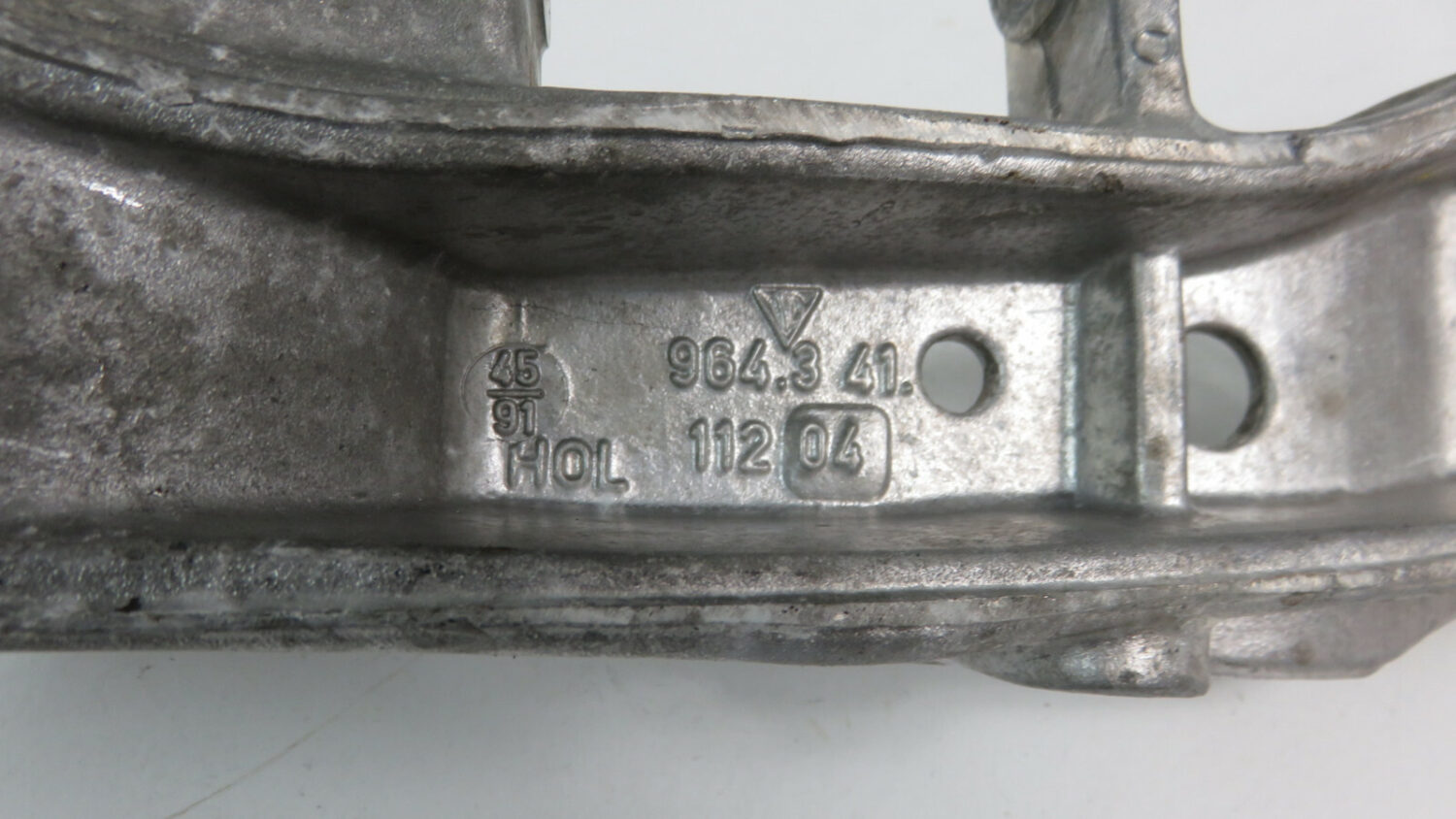 Porsche 911 964 Längsträger RECHTS Vorderachse 96434111220 – Bild 10