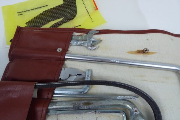 Porsche 911 Selten komplett Bordwerkzeug Werkzeugtasche Toolkit Werkzeug – Bild 13