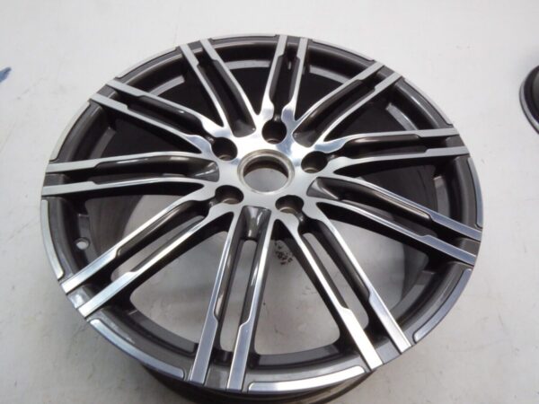Porsche 991 20 Zoll Turbo III Felge  8,5J x 20 H2  ET51 99136216106