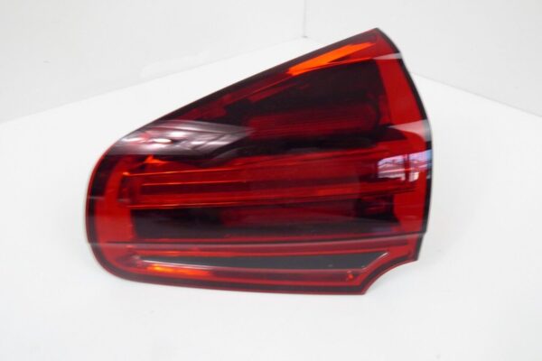 Porsche Cayenne Rückleuchte Led rechts 7P5945308