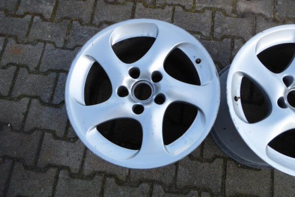 Original Porsche 911 996 11Jx18" ET45 Turbo Rad Felge 99636214210 – Bild 4