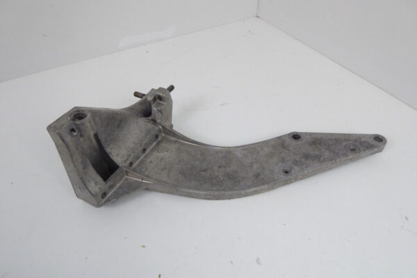 PORSCHE 911 Träger Halter Klima Kompressor  9301261052R – Bild 6