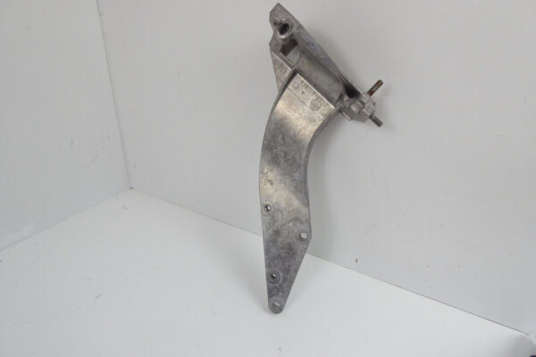 PORSCHE 911 Träger Halter Klima Kompressor  9301261052R