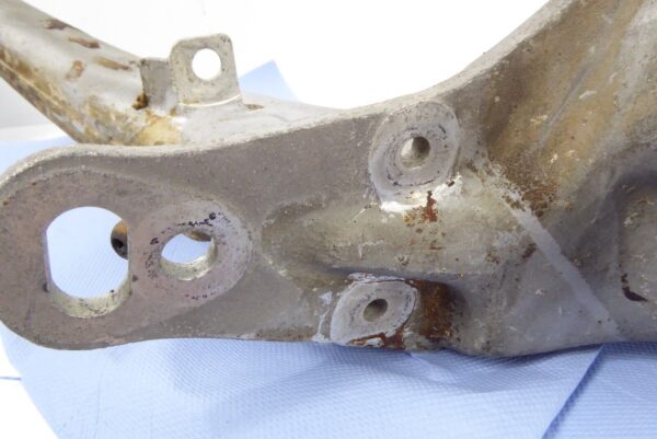 Porsche 911 930 3.0 Turbo Hinterachse Achsschwinge 93033151100 Fahrerseite – Bild 8