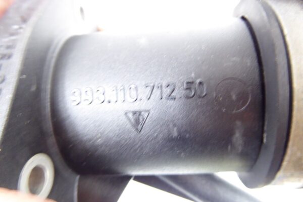 Porsche 911 993 Ansaugstutzen Saugrohrstutzen Ansaugverteiler 99311071250 – Bild 6