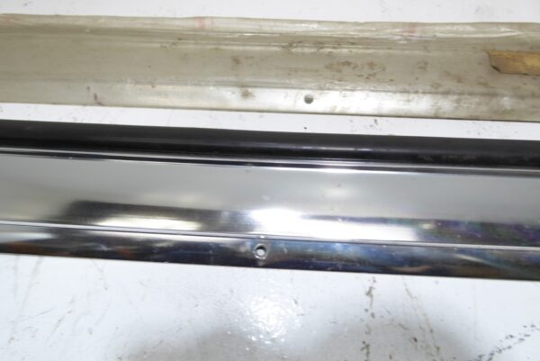 Porsche 911 Zierleiste Chrom breit seitlich unter Tür 90155910553 – Bild 8