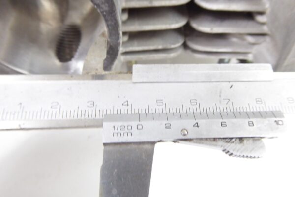 Porsche 911 Zylinderkopf 9301043292R MFI Doppeltzündung 420mm – Bild 8