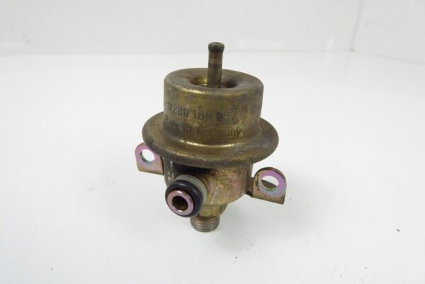 Porsche 944 928 911 BOSCH 0280160287 Kraftstoffdruckregler – Bild 4