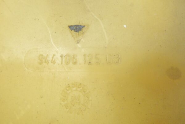 Porsche 944 S- 924 Ausgleichsbehälter Kühlwasser Tank Behälter 94410612503 – Bild 5