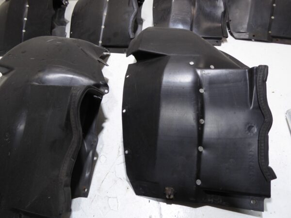 PORSCHE 911 964 C2 C4 Radhausschale Vorne Rechts 96450402600 – Bild 3