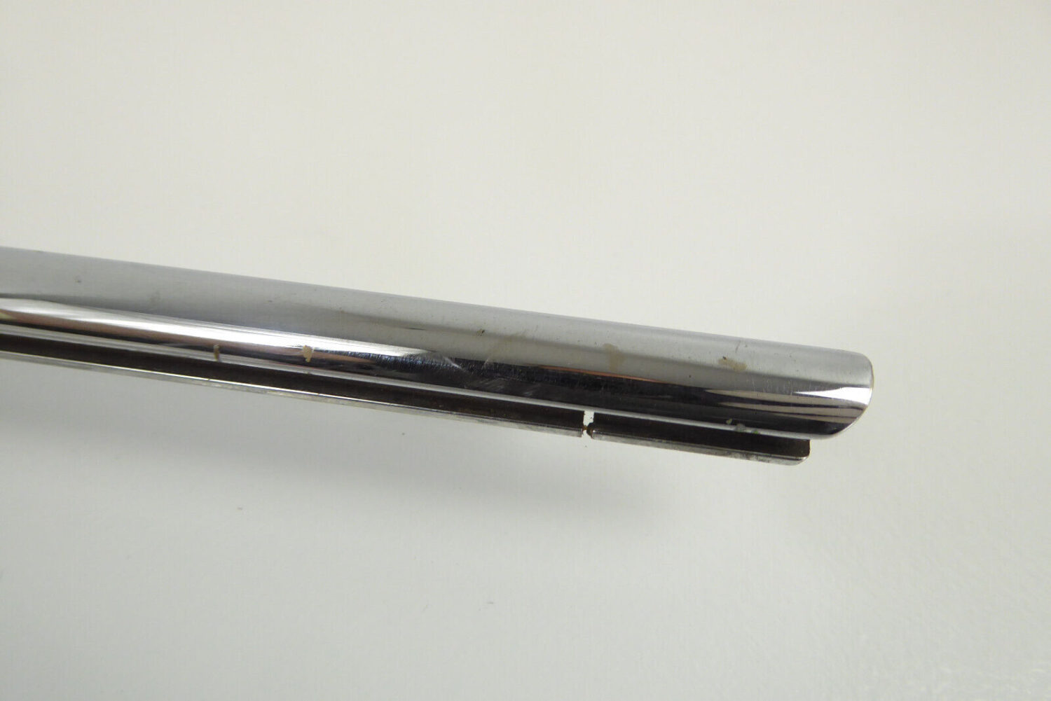 Porsche 356  Cabrio Ziereliste Tür Türschatleiste – Bild 3