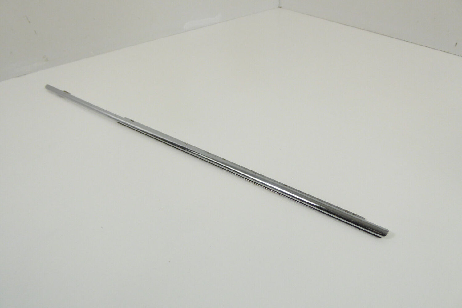 Porsche 356  Cabrio Ziereliste Tür Türschatleiste