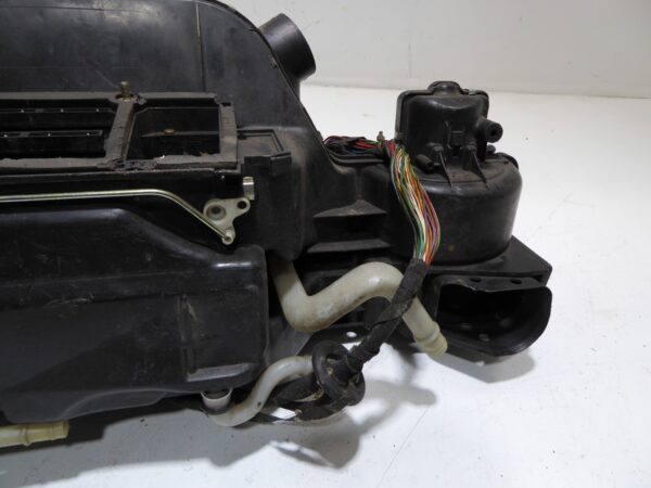 Porsche 911  964  Heizungskasten Klimakasten gebraucht 96484357211  BEHR – Bild 11