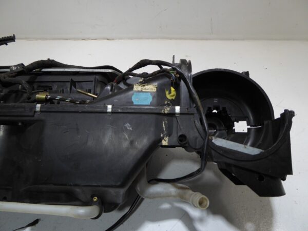 Porsche 911  964  Heizungskasten Klimakasten gebraucht 96484357211  BEHR – Bild 3