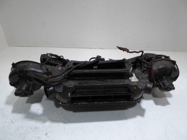 Porsche 911  964  Heizungskasten Klimakasten gebraucht 96484357211  BEHR – Bild 5