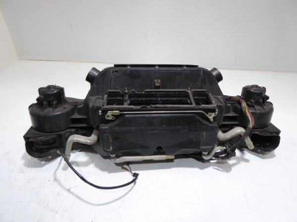 Porsche 911  964  Heizungskasten Klimakasten gebraucht 96484357211  BEHR – Bild 6