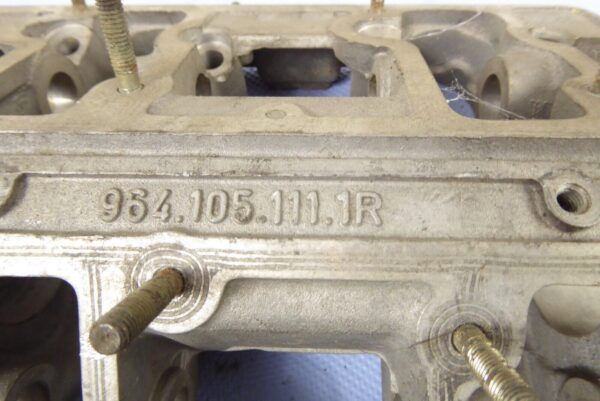 Porsche 911 964 Motor  Nockenwellengehäuse Nockenwelle 9641051111R von 1992 – Bild 8