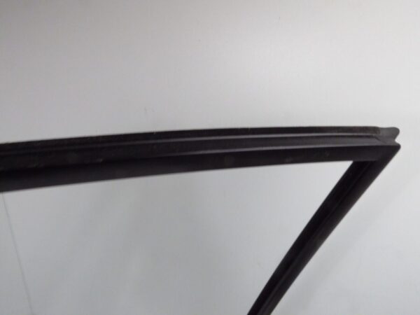 Porsche 911 993 Coupe Fensterrahmen 99354213000 Tür  Rechts  Beifahrerseite – Bild 11
