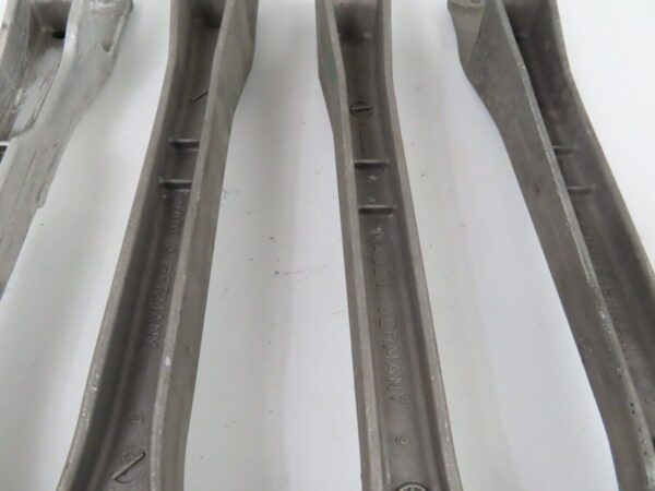 Porsche 911 996 997 Querstrebe Halter 99634114303 99733114301 – Bild 5