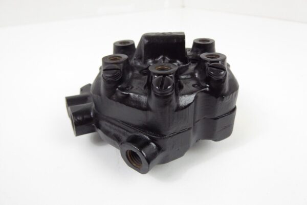 Porsche 911 G Modell 3.0 SC Mengenteiler Bosch 0438100031