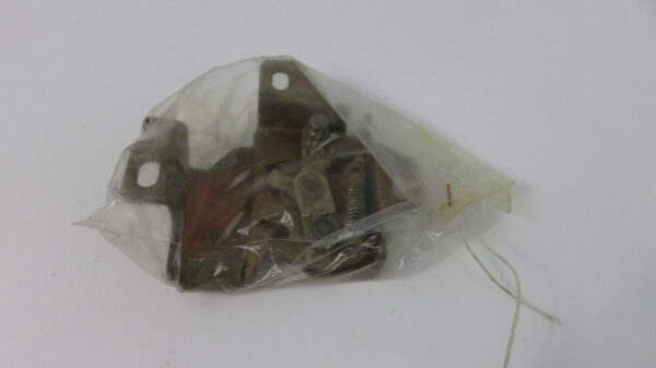 Porsche 914 Deckelschloss Unterteil Kofferhaube vorn 91451105210