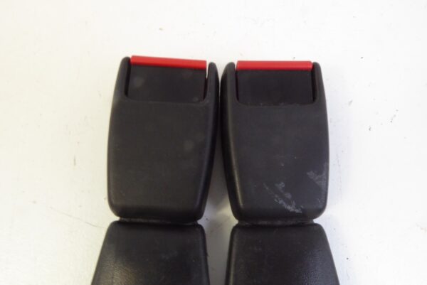 Porsche 924 944 968 Gurtschloss hinten Peitsche Gurt REPA 477857739B – Bild 5