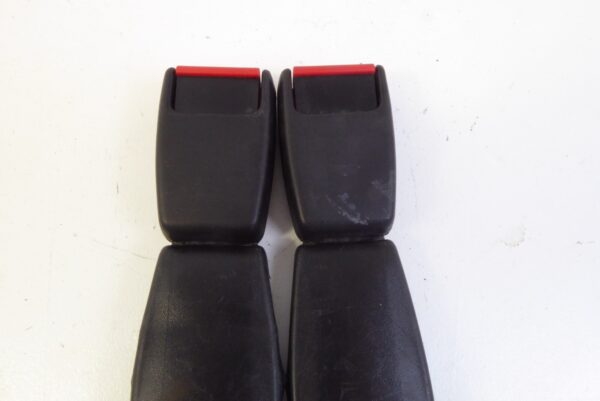 Porsche 924 944 968 Gurtschloss hinten Peitsche Gurt REPA 477857739B – Bild 8
