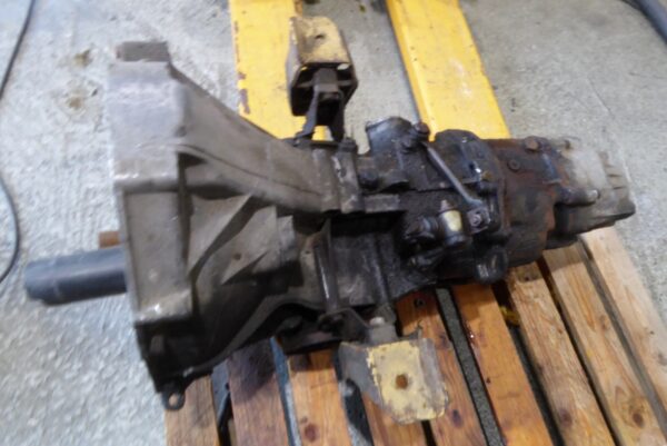 Porsche  944 924 Getriebe Schaltgetriebe OK25043