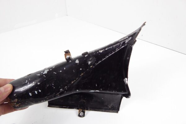 PORSCHE 911 Links Motorblech am Motor 91110632100 Heizluftstutzen – Bild 3