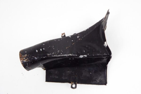 PORSCHE 911 Links Motorblech am Motor 91110632100 Heizluftstutzen