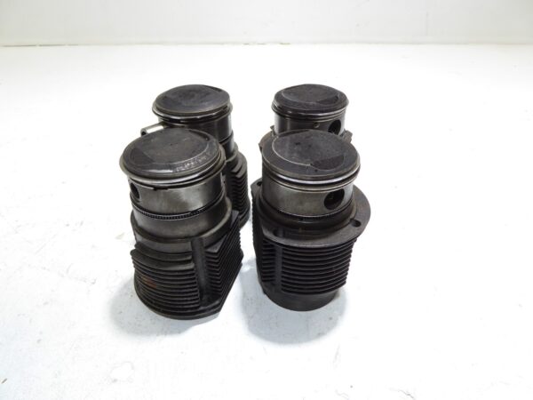 PORSCHE 912 356    Motor  Kolben Zylinder   Konvolut