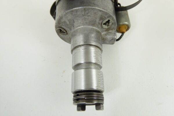 Porsche 356  912 Bosch Zündverteiler 0231115061 im Motor – Bild 5