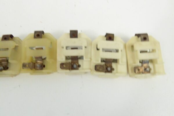 Porsche 911 912 SWB Rücklicht Stecker 90163141600 Lampenfassung    90163141500 – Bild 8
