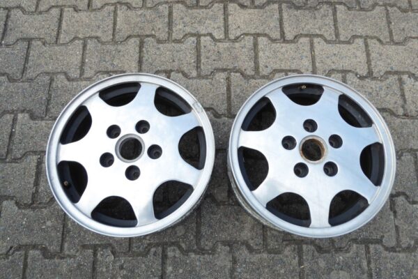 Porsche  911 964 924/944 6J x16 ET 52  96436211201  Alufelgen 2 Stück  Felgen
