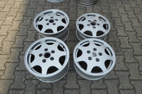 Porsche  911 964 924/944 8J x16 ET 52 / 96436211201  Alufelgen Satz Felgen