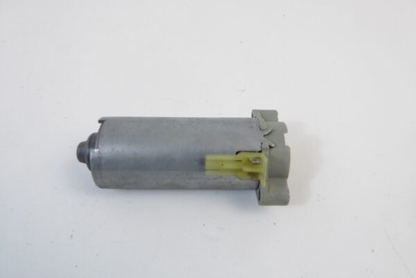 Porsche 911 997 991     Sitzt  Motor Bosch 0130002627 – Bild 4