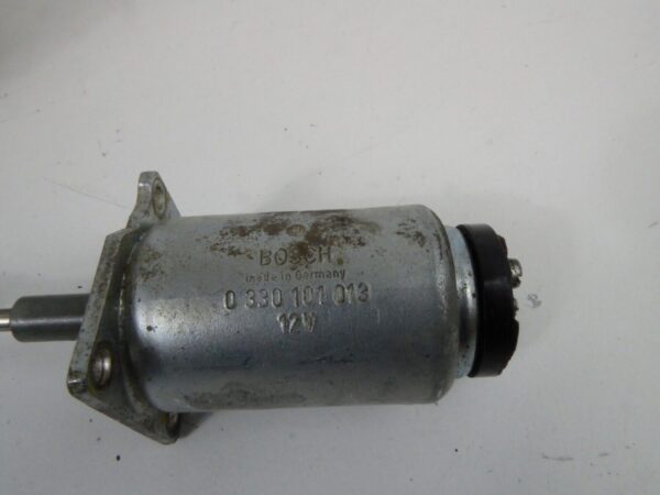 Porsche 911 Bosch 0330101013 Einspritzpumpe MFI Warm- und Kaltstartventil – Bild 3