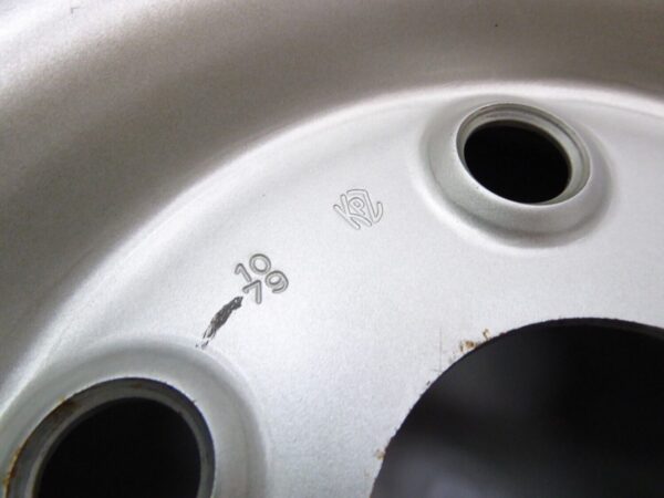 Porsche 911  Notrad Goodrich 5  J x 15 H2 ET60 – Bild 7