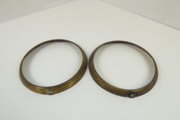 PORSCHE 911 ohne Lack Modell  91163114100  Scheinwerferringe  Stück