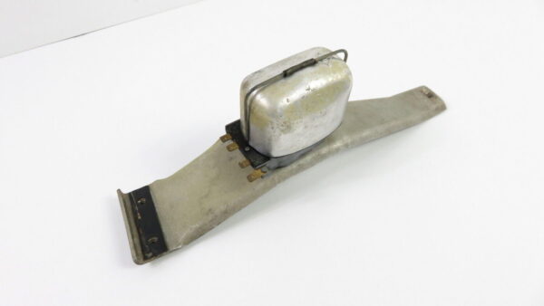 Porsche 911 912 Heckwischermotor an Motorhaube 93063806100