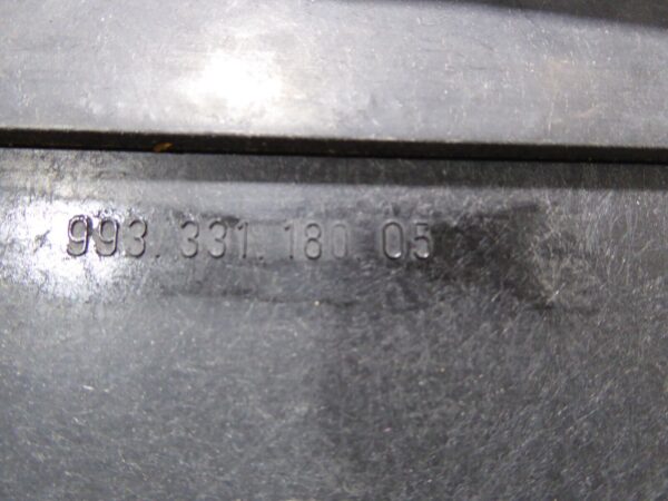 Porsche 911 993 Unterbodenschutz Verkleidung 99333118005 – Bild 6