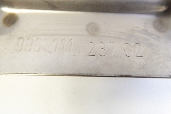 Porsche 911 997 996Halter Auspuff Schalldämpfer links   99611123702 – Bild 3