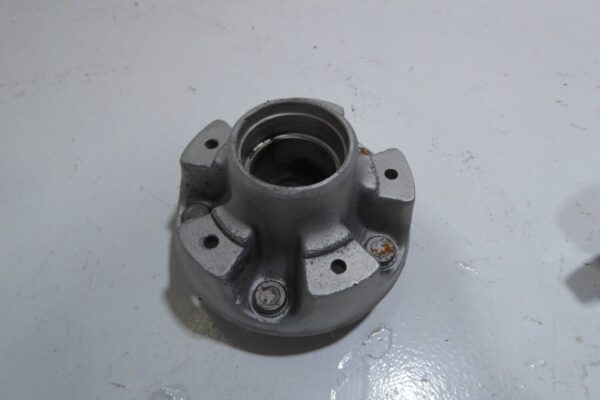 Porsche 911 G Modelle Radnabe Original vorne Radtträger 9113415054R 1974-1989 – Bild 6