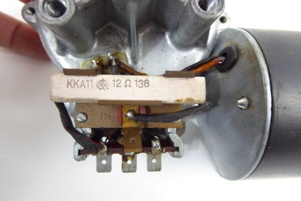 Porsche 911 Scheibenwischer Motor Vorne F Modelle  91162810100 – Bild 11