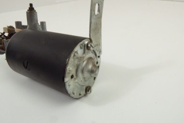 Porsche 911 Scheibenwischer Motor Vorne F Modelle  91162810100 – Bild 7