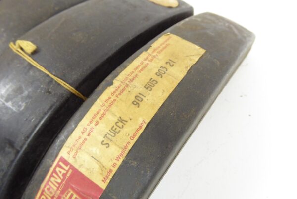 Porsche 911 Stoßstangenhorn  Gummis 90150590321 NEU NOS – Bild 3