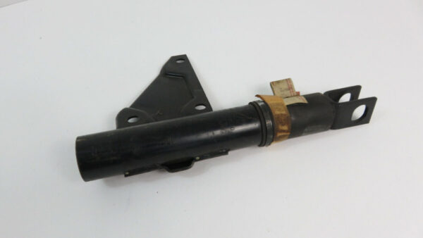 Porsche 914 Stoßstange Halter 91450511511 – Bild 5