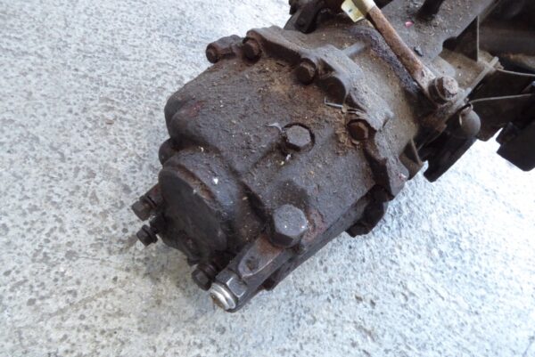 Porsche 924 Getriebe Schaltgetriebe YR12036 – Bild 6